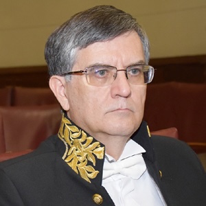 Acad. Mircea Dumitru