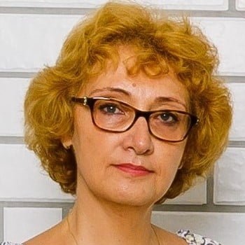 Prof. Stela Lurciuc