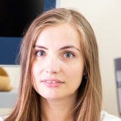 Dr. Emanuela Vastag